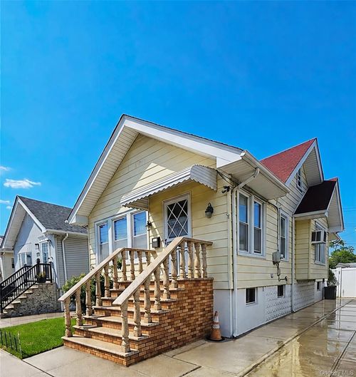 158-13 102nd St, Howard Beach, NY, 11414-3217 | Card Image
