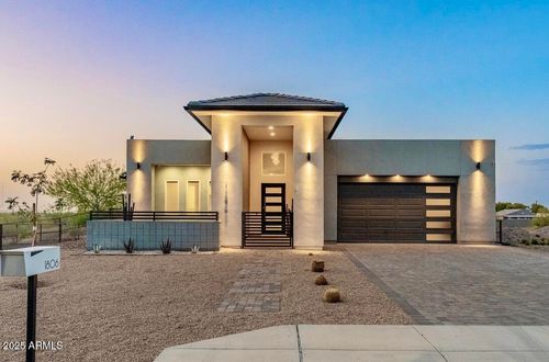 1806 W Mcneil St, Phoenix, AZ, 85041 | Card Image