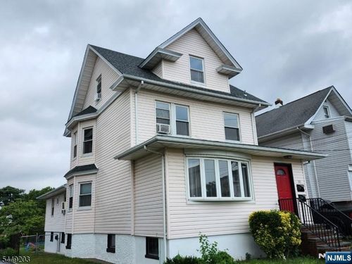 33 Livingston Ave, Lyndhurst, NJ, 07071-1001 | Card Image