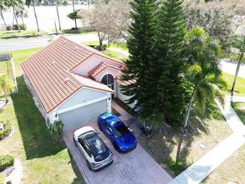 1599 Oak Berry Cir, Wellington, FL, 33414-6117 | Card Image