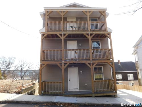 69 Rosemary St, New London, CT, 06320-6543 | Card Image