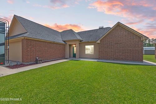 1117 Jules Broussard Rd, Breaux Bridge, LA, 70517-6453 | Card Image