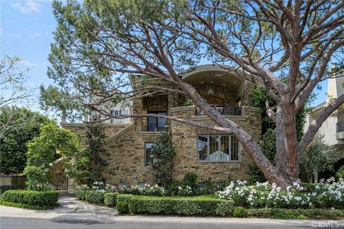 15 Smithcliffs Rd, Laguna Beach, CA, 92651-1325 | Card Image
