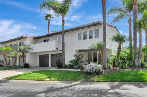 2000 Vista Cajon, Newport Beach, CA, 92660-3910 | Card Image