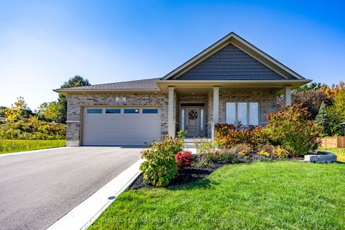 58 Judd Drive, Norfolk, ON, N3Y0G7 | Card Image