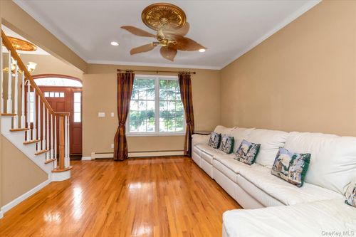 1674 Birch Dr, Merrick, NY, 11566-4101 | Card Image