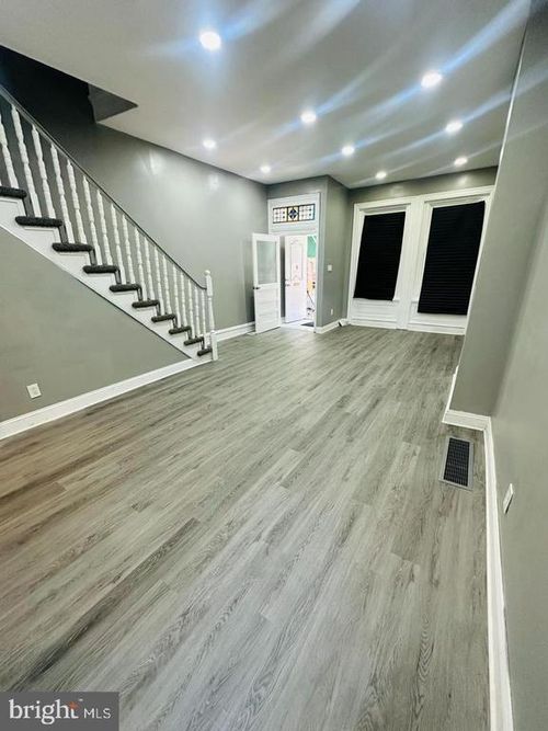 2240 N 18th St, PHILADELPHIA, PA, 19132-4313 | Card Image