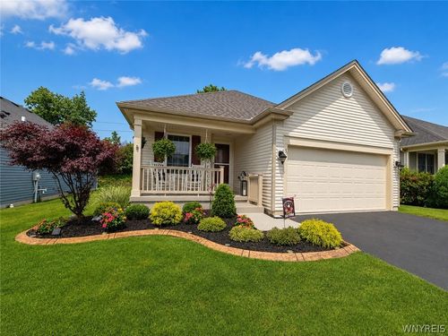 51 Hickory Grove Ln, Cheektowaga, NY, 14227-3327 | Card Image