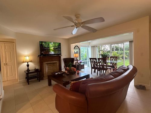 d7-12070 Alternate A1a, Palm Beach Gardens, FL, 33410 | Card Image