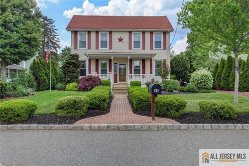 43 Railroad Ave, Helmetta, NJ, 08828-1025 | Card Image