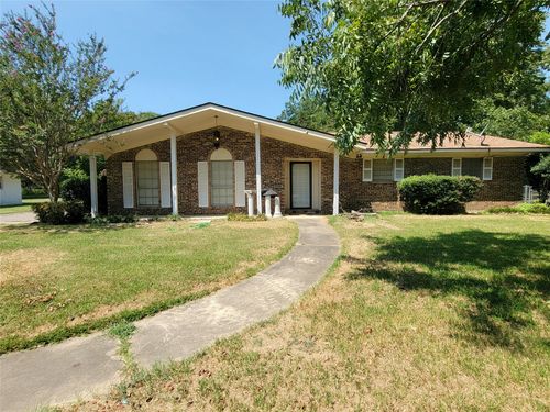 303 N Merrill St, New Boston, TX, 75570-2620 | Card Image