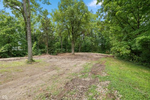 7730 775, Zionsville, IN, 46077-8703 | Card Image