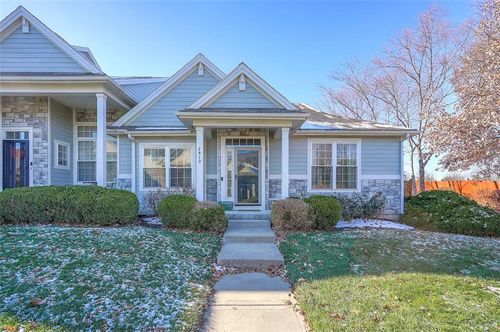 7812 W 158th St, Overland Park, KS, 66223-3649 | Card Image