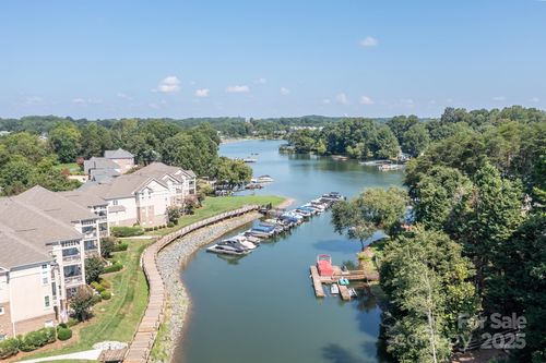 unit-311-104 Pier 33 Dr, Mooresville, NC, 28117-5531 | Card Image