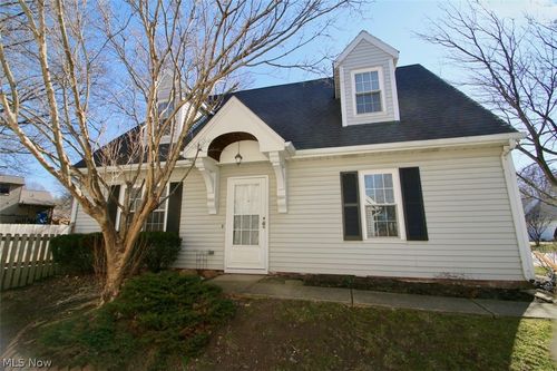 47-6694 Connecticut Colony Cir, Mentor, OH, 44060-4464 | Card Image