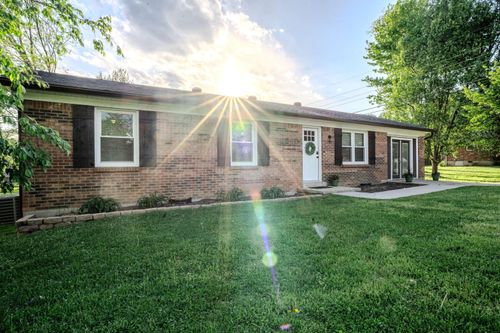 332 Farmers Ln, Frankfort, KY, 40601 | Card Image