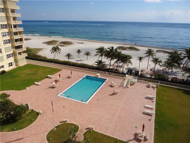 POOL DECK VIEW FROM 810 | Image 26