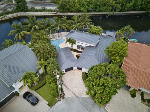 2056 Ne 21st Ct, Wilton Manors, FL, 33305-1519 | Card Image