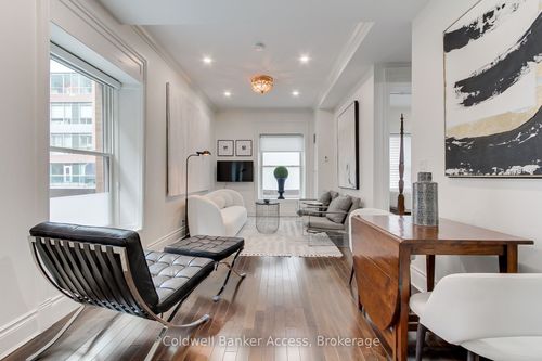 433-22 Leader Lane, Toronto, ON, M5E0B2 | Card Image