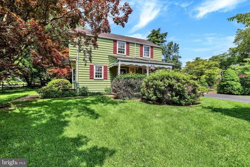 1800 Wrightfield Rd, YARDLEY, PA, 19067-3133 | Card Image