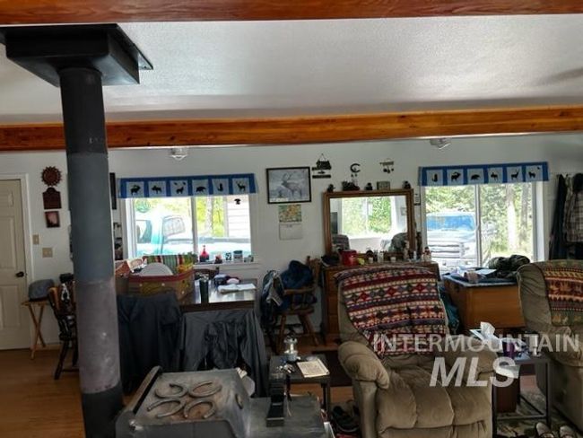 86 Valgem Rd, Home with 2 bedrooms, 1 bathrooms and null parking in Cascade ID | Image 7
