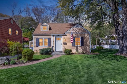 22 Camore St, Stamford, CT, 06905-3505 | Card Image