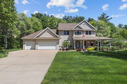 2020 Norway Pine Dr, Plover, WI, 54467-3041 | Card Image