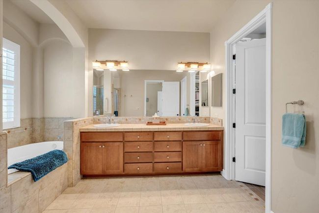 135 Glen View Ct, House other with 3 bedrooms, 3 bathrooms and 3 parking in Copperopolis CA | Image 80