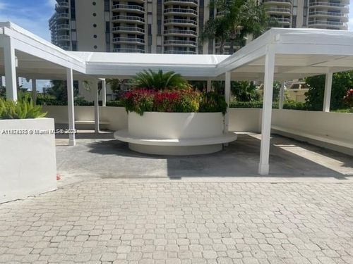 apt-308-20185 E Country Club Dr, Aventura, FL, 33180-3049 | Card Image
