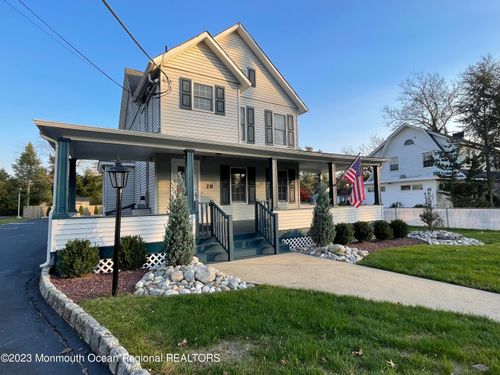 200-28 N Main St, Marlboro, NJ, 07746-1429 | Card Image