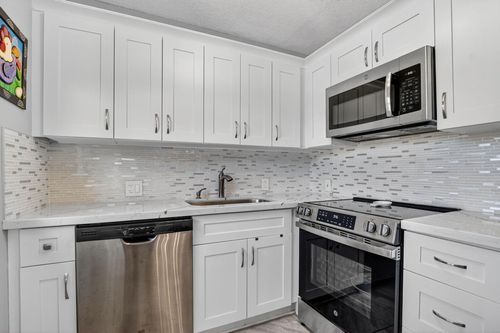 585-585 Mansfield N, Boca Raton, FL, 33434-4949 | Card Image