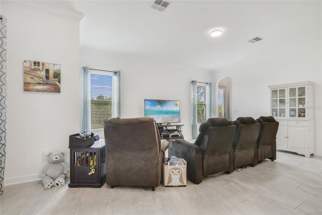 8859 Fallen Oak Drive, House other with 4 bedrooms, 3 bathrooms and null parking in Davenport FL | Image 36