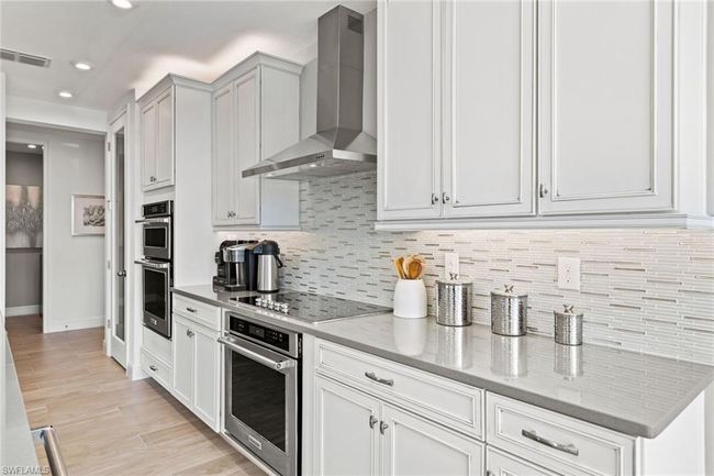 UNIT-101 - 4578 Arboretum Cir, Condo with 2 bedrooms, 2 bathrooms and 2 parking in NAPLES FL | Image 6