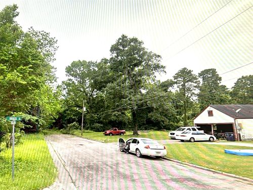 310 Ogletree St, Livingston, TX, 77351-3439 | Card Image