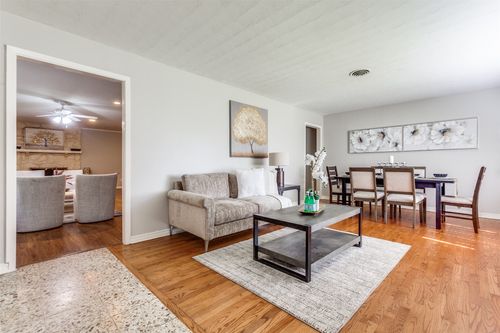 3209 Pecan Ln, Garland, TX, 75041-4459 | Card Image