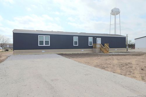 325 S 11th St, Poteet, TX, 78065 | Card Image