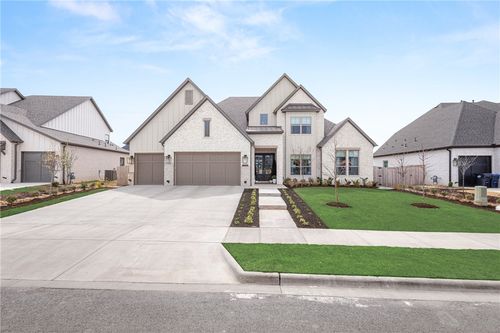 8806 W Comet Dr, Bentonville, AR, 72713-5234 | Card Image