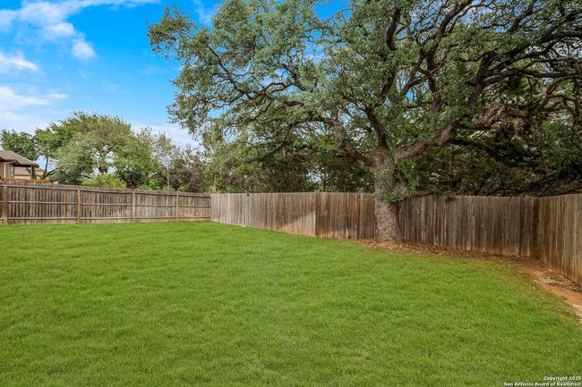 27314 Falls Cv, House other with 5 bedrooms, 4 bathrooms and null parking in Boerne TX | Image 32
