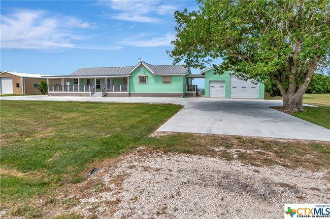 403 Bay St, House other with 4 bedrooms, 3 bathrooms and null parking in Austwell TX | Image 45
