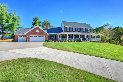 652 Beaver Rd, Walton, KY, 41094-7103 | Card Image