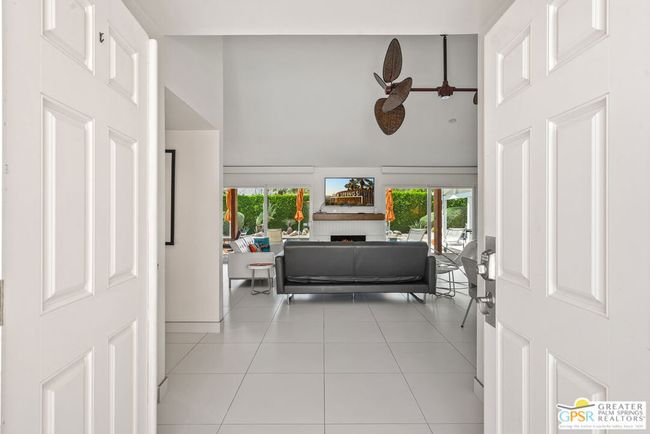 1263 N Via Donna, House other with 3 bedrooms, 2 bathrooms and 1 parking in Palm Springs CA | Image 4