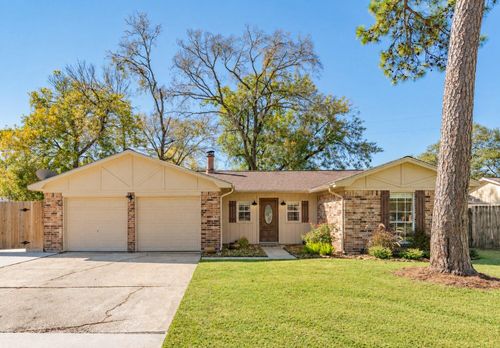 7507 Maple Ln, Baytown, TX, 77521-4927 | Card Image