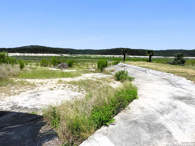 3078 Goat Hill Rd, House other with 4 bedrooms, 4 bathrooms and null parking in Lakehills TX | Image 55