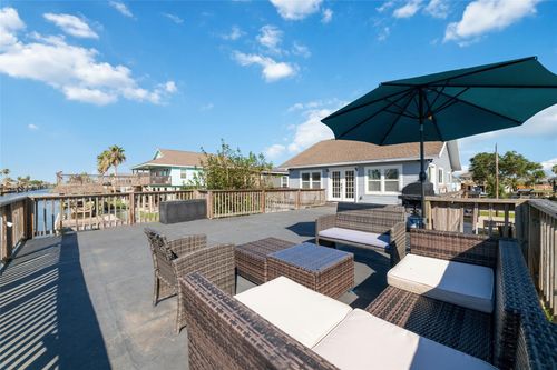 196 Barracuda St, Bayou Vista, TX, 77563-2506 | Card Image