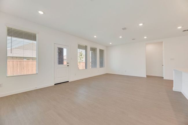 3801 Turtle Xing, House other with 4 bedrooms, 2 bathrooms and null parking in Mesquite TX | Image 10