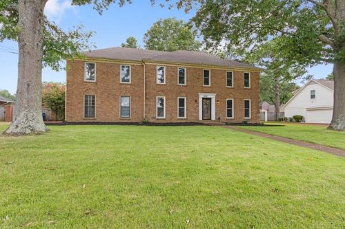 8843 Dogwood Rd, Germantown, TN, 38139-5404 | Card Image