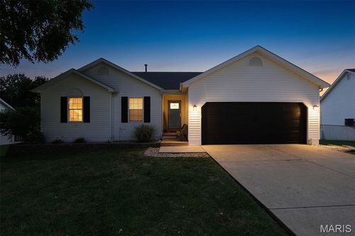 2118 Prairie Glen Dr, Herculaneum, MO, 63048-1642 | Card Image
