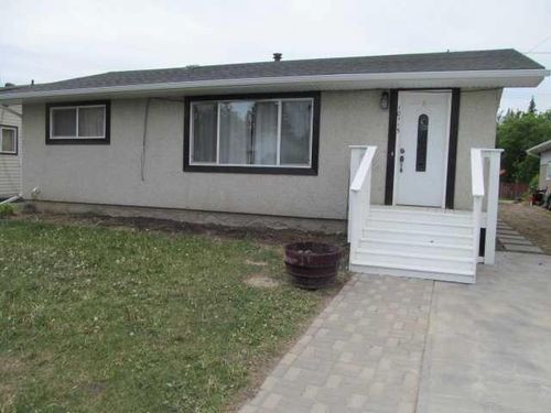 10115-103 Ave. 103 Ave, Hythe, AB, T0H2C0 | Card Image