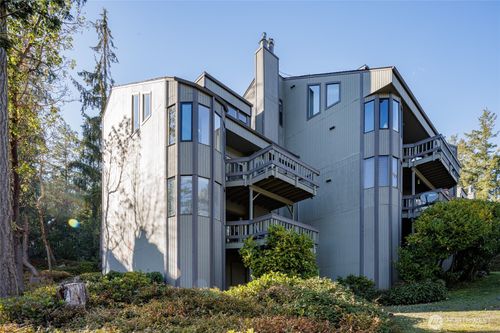 215-98 Armadale Rd, Friday Harbor, WA, 98250-6748 | Card Image