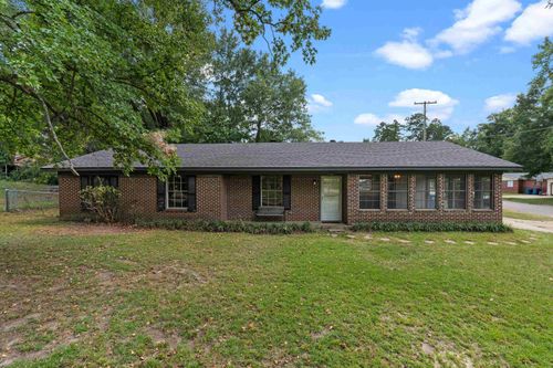 3900 Forest Trl, Marshall, TX, 75672-2426 | Card Image
